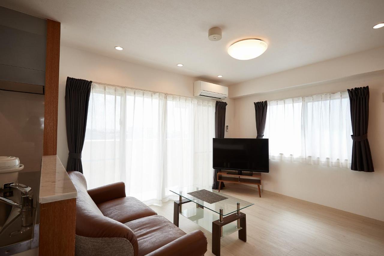 New Normal Hotel In Nago ニューノーマルホテルイン名護 Kültér fotó